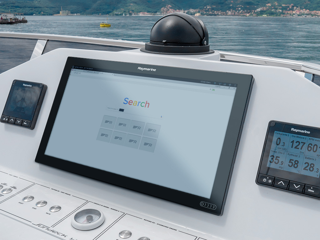 Axiom XL -    | Raymarine - A Brand by FLIR
