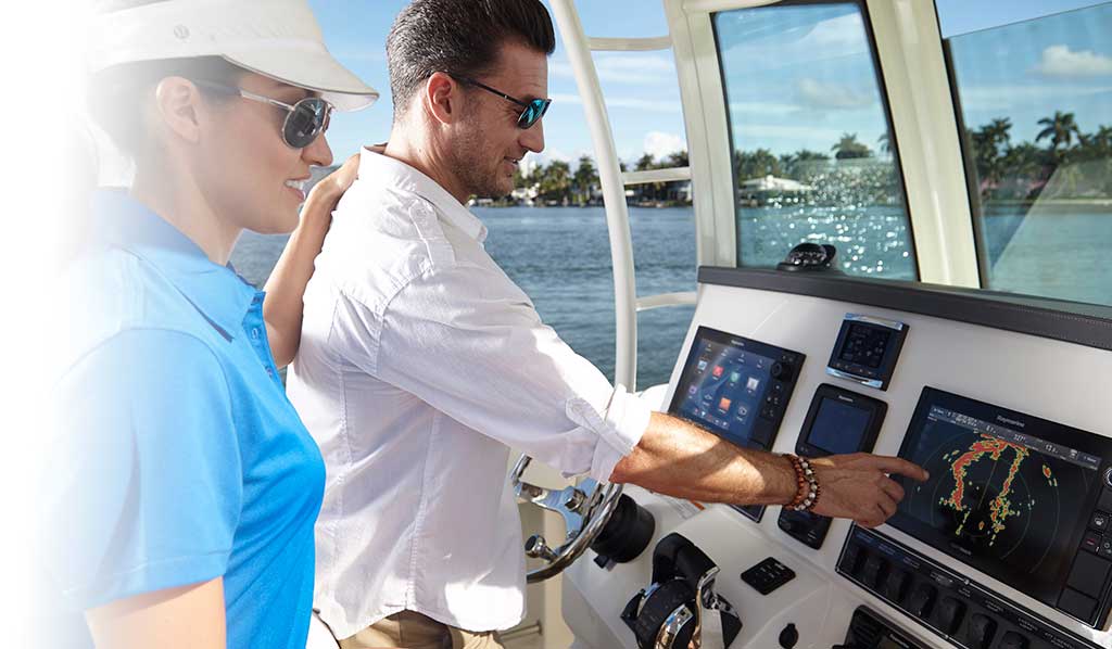 Raymarine Quantum 